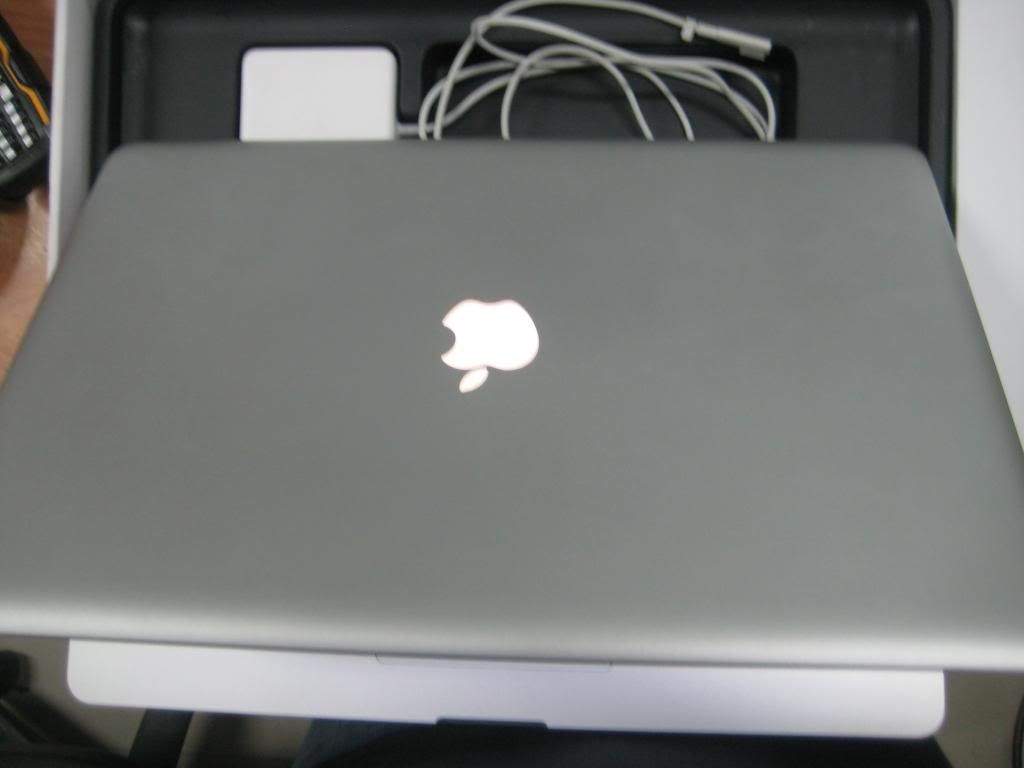 Macbook pro 13 inch, Macbook pro 15 inch, Macbook pro 17 inch và macbook pro Retina - 2