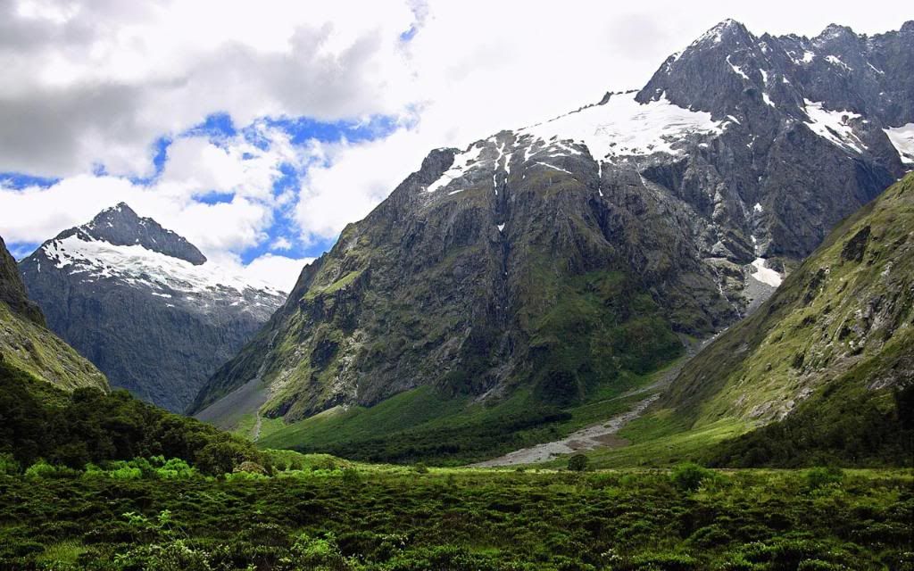 Big_Mountain_hd_wallpaper.jpg