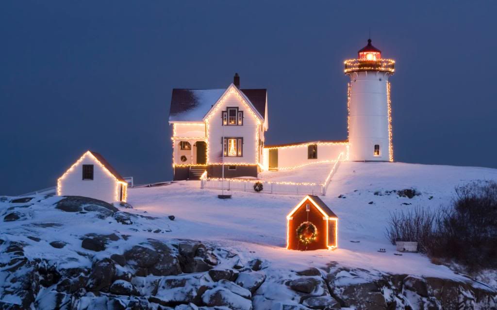 ChristmasLighthouse.jpg