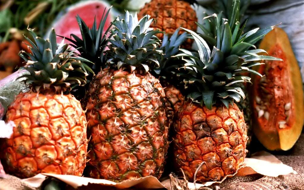 Pineapples.jpg