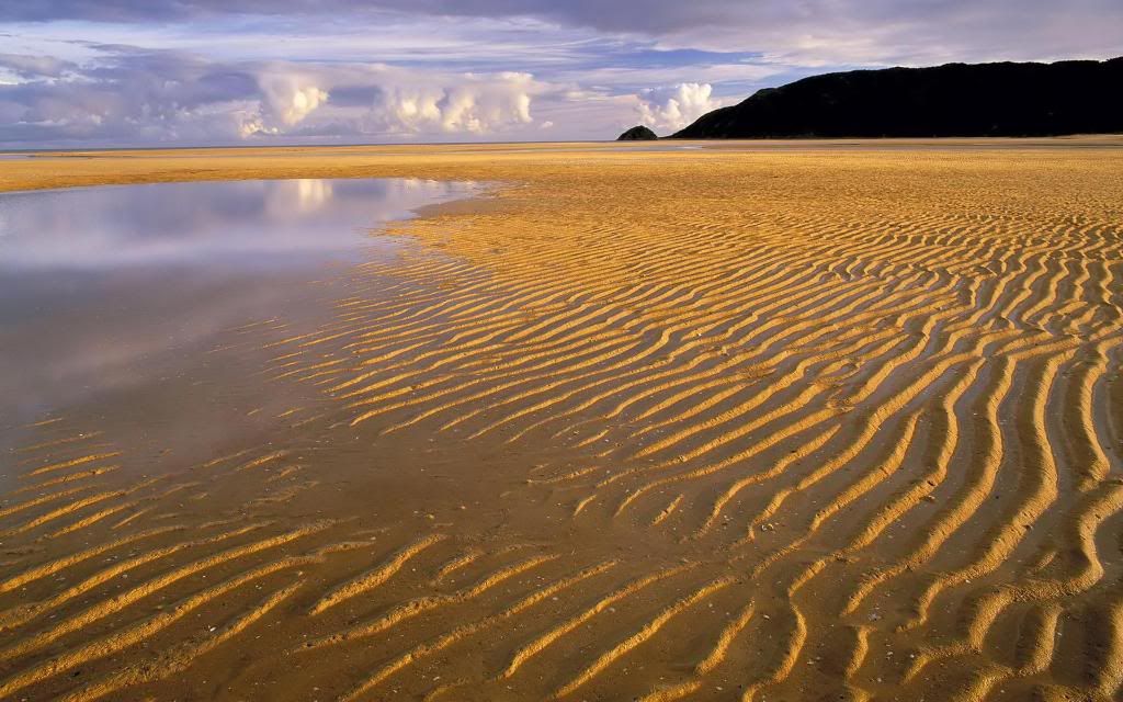 Quicksand_hd_wallpaper.jpg