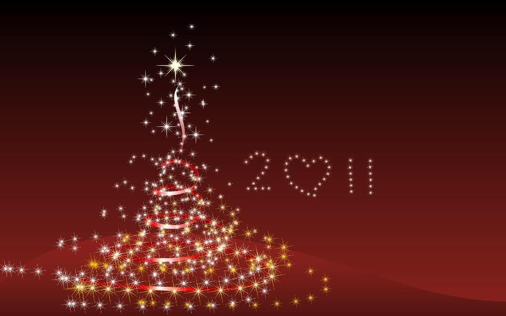 RedChristmasTree1.jpg