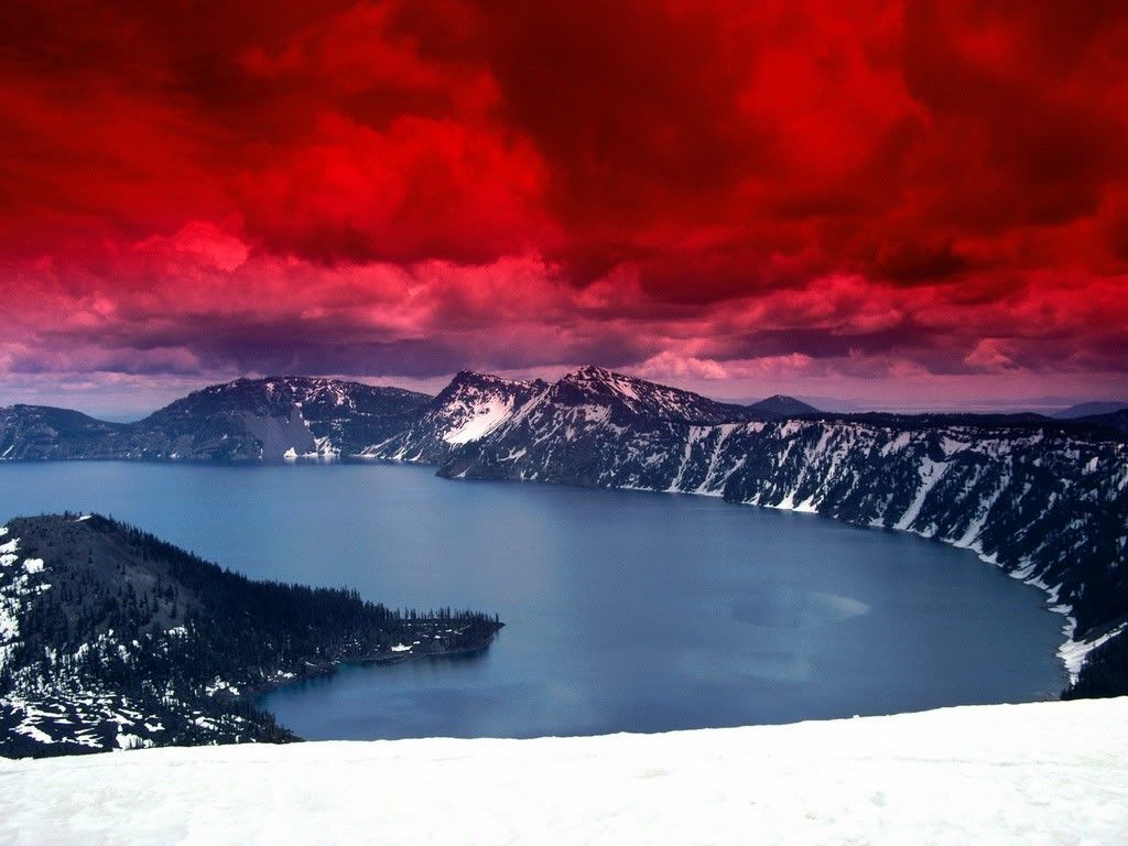 Scarlet_Skies_Crater_Lake_Oregon.jpg