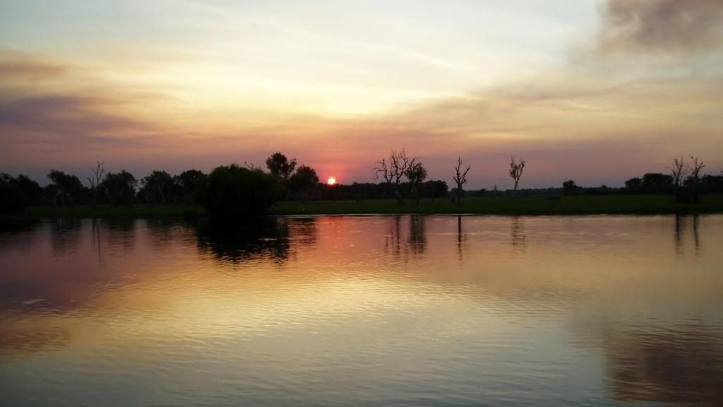 Village_pond_hd_wallpaper.jpg