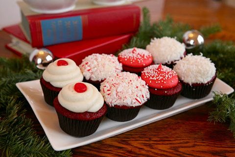RedVelvet-Christmas-Cupcakes_zps18e8f600