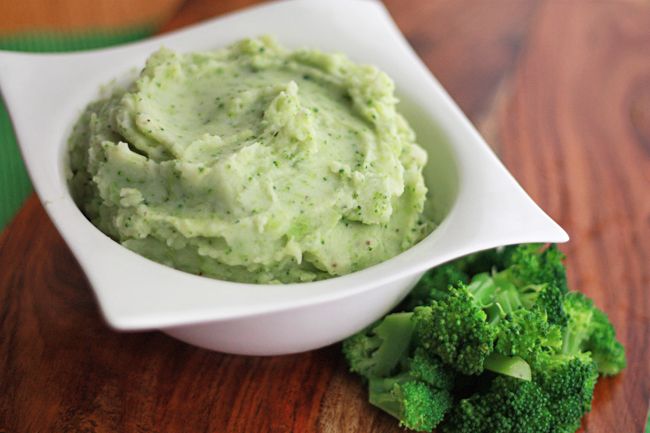 Parmesan Broccoli Mashed Potatoes. Perfect for Thanksgiving or Sunday dinner! // One Lovely Life