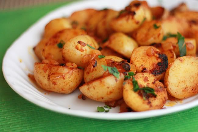 SSmoked Paprika Pan-Roasted Potatoes // One Lovely Life