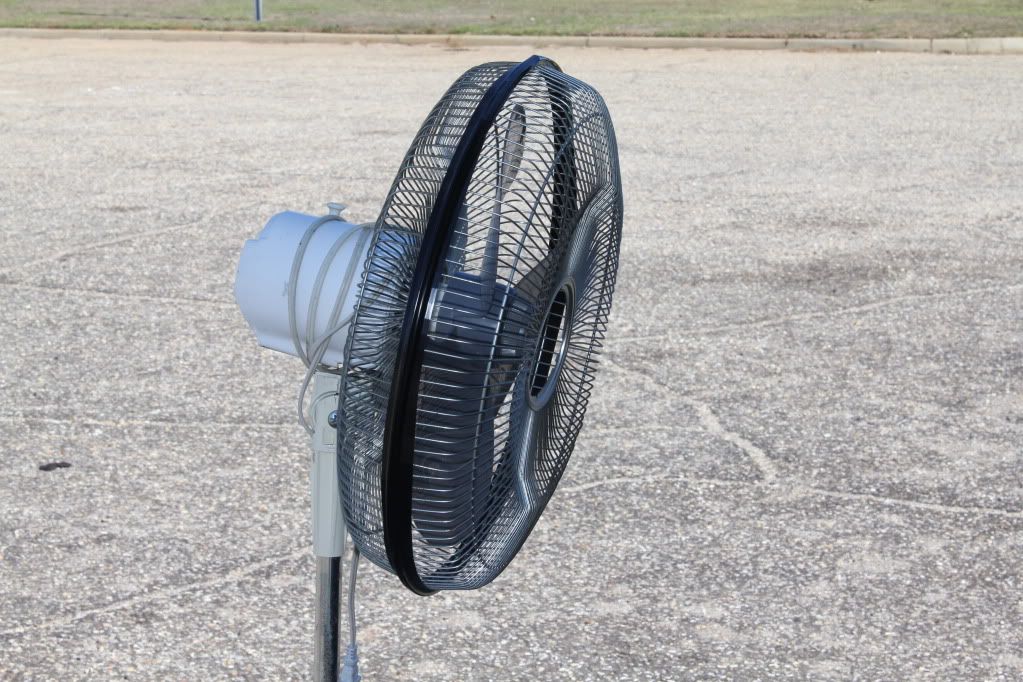 IMAGE: http://i954.photobucket.com/albums/ae29/cAoc10/IMG_1371.jpg