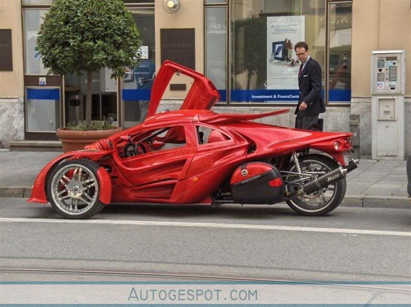 Dubaibikeimage003.jpg picture by taffymarsden