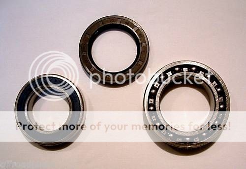 REAR WHEEL BEARINGS YAMAHA YFM200 YFM225 MOTO 4 85 89  